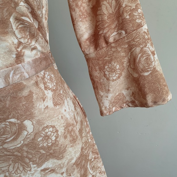 Handmade Golden Beige Cottage Country Dress - Picture 4 of 6
